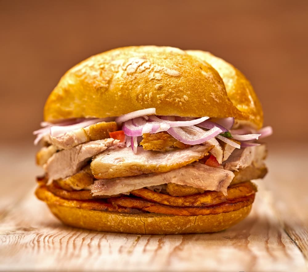 Pan con chicharrón