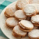 Plat d'alfajores péruviens