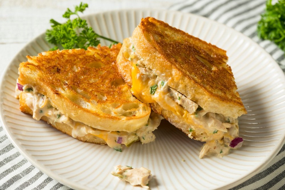 tuna melt sandwich