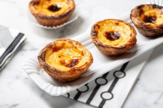 Egg,Tart,On,Tray,,Traditional,Portuguese,Dessert,,Pastel,De,Nata,